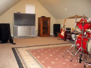 14 man cave 300x225 Bonus