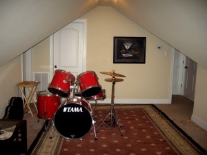 15 man cave 2 300x225 Bonus