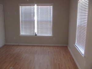 dining room1 300x225 dining room